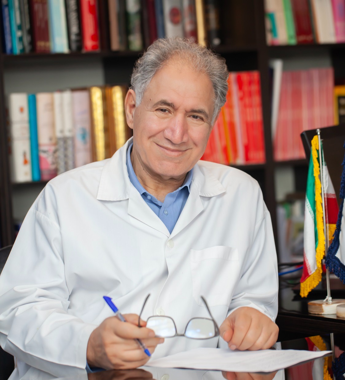 پروفسور احمد حسینی